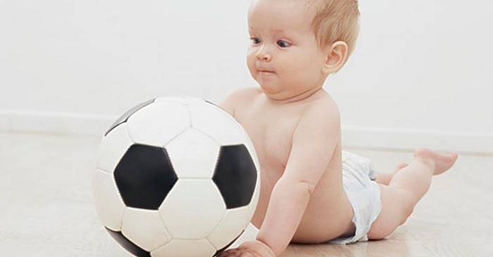 Smart pappa kalte opp datteren etter en fotballklubb. Mammaen oppdager det 2 år etterpå!